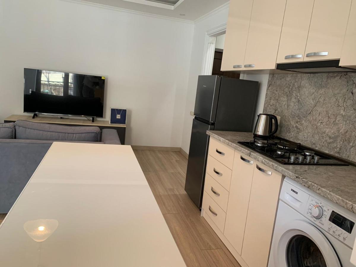 19Tumanyan Excellent Apartment In The Centre Of Capital Γιερεβάν Εξωτερικό φωτογραφία